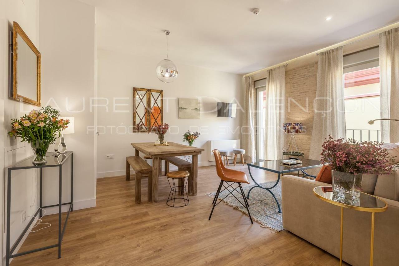 Apartamentos Rg Suites Jardines De Murillo Севілья Екстер'єр фото